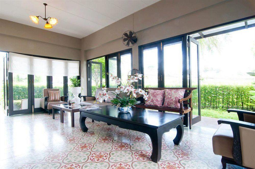 Ploen Pattaya Residence By Tolani Exterior foto