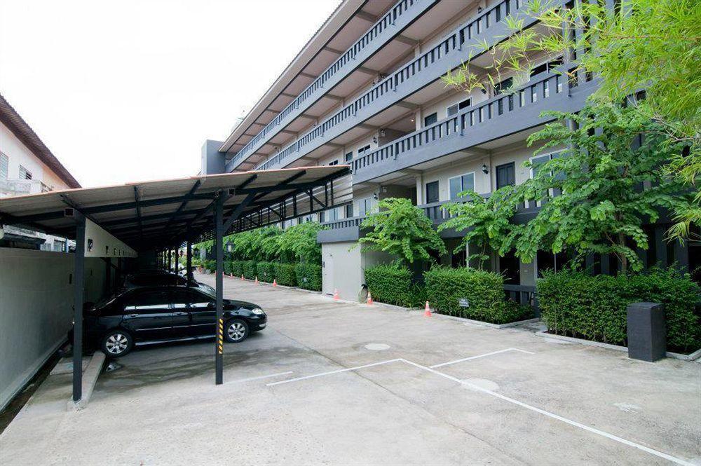 Ploen Pattaya Residence By Tolani Exterior foto